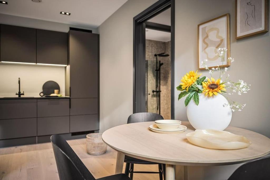 Stay L Luxurious Hideaway In Centrum Берген Екстериор снимка